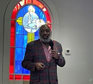 Global Faith Economist Dr. E. Lance McCarthy stated that if the Black church attracts private capital, the Church will enhance its members' empowerment. Photo: Platinum Star PR