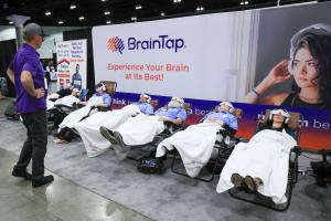 Dr. Patrick Porter's Brain Tap booth at The Best You Expo. It activates the brain's neuroplasticity using light and sound technology with Dr. Porter’s proprietary guided visualization audio sessions to help people achieve brain fitness.